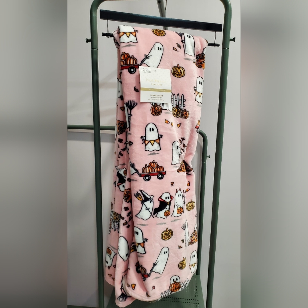 HTF NEW Isaac Mizrahi Halloween Pink Ghost Blanket - wagons, pumpkins, costume